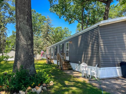 2361 Oak St, Twin Lake, MI, 49457-9212 | Card Image