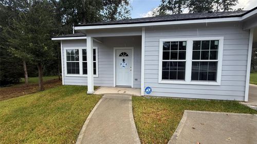10428 Royal Adrian Dr, Conroe, TX, 77303-2712 | Card Image