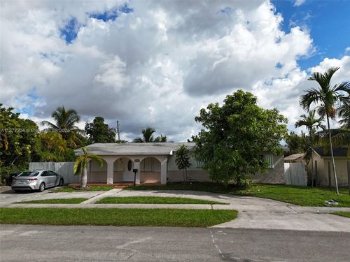 11515 Sw 138th Ter, Miami, FL, 33176-6206 | Card Image