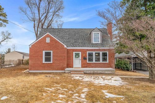 300 Alphin Ave, Waynesboro, VA, 22980-1709 | Card Image