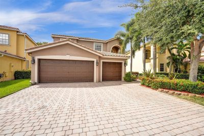 7261 Via Luria, House other with 5 bedrooms, 4 bathrooms and null parking in Lake Worth FL | Image 2