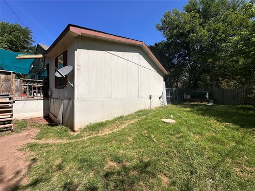 2705 Overview Rd, Granbury, TX, 76048-3663 | Card Image