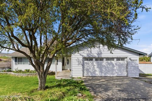 11809 Bristol Ct, Yakima, WA, 98908-9598 | Card Image