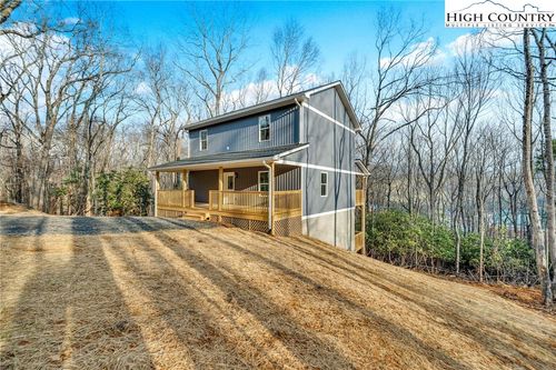 360 Laurel Ln, Jefferson, NC, 28640-8714 | Card Image