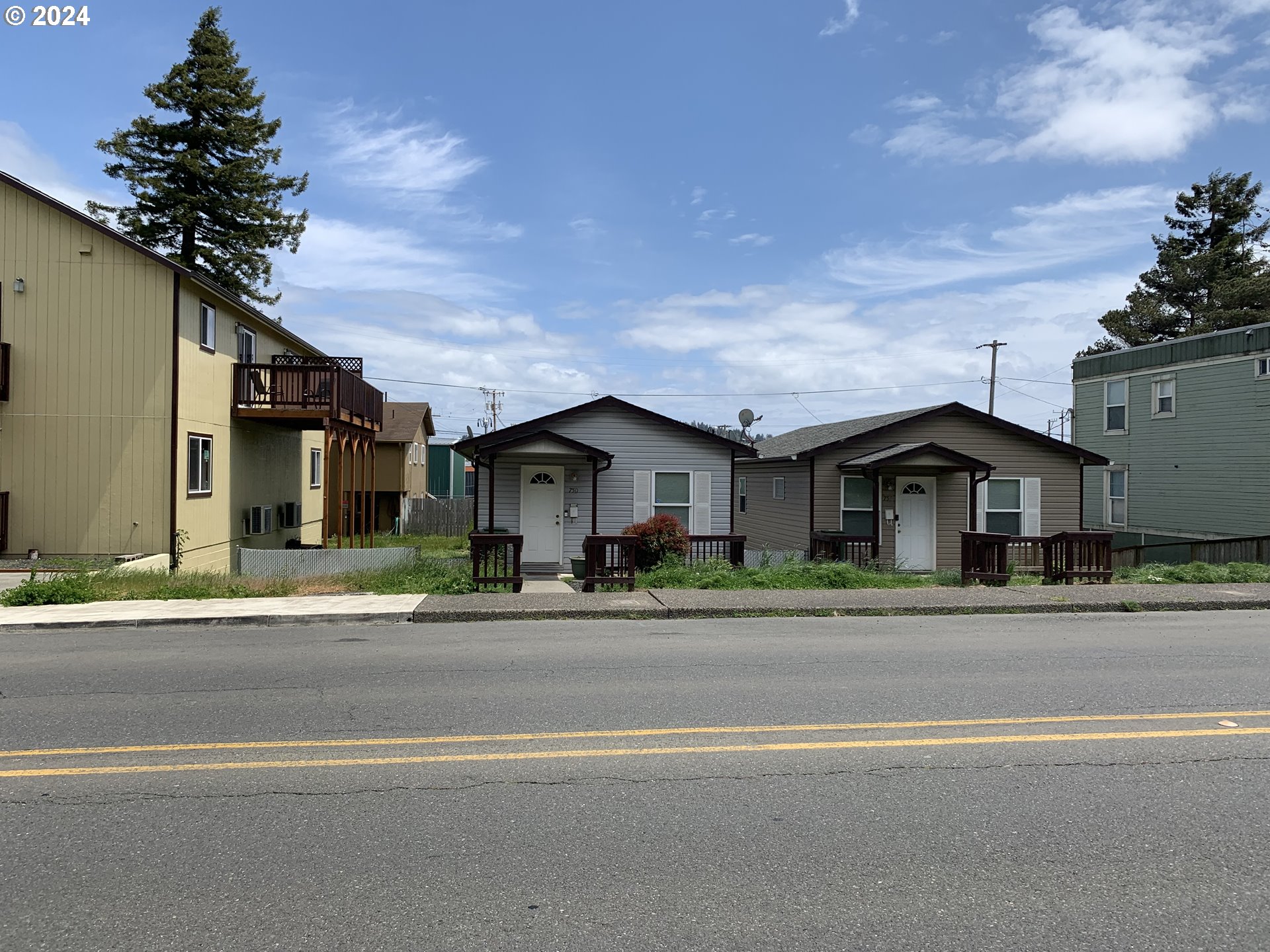 4th St, Coos Bay, OR 97420