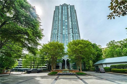 1808-2870 Pharr Court South Nw, Atlanta, GA, 30305-2180 | Card Image