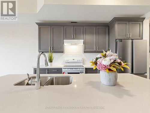 293 Swan Park Road, Markham (Greensborough), ON, L6E0K4 | Card Image