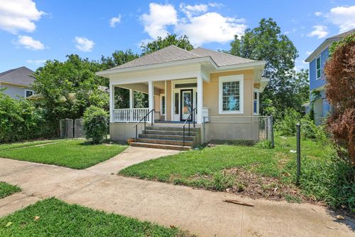 614 W Owing St, Denison, TX, 75020-4415 | Card Image