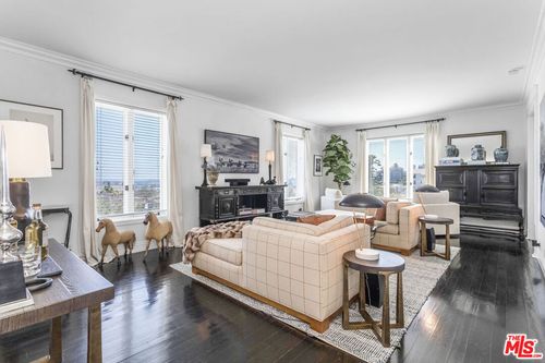 51-1424 N Crescent Heights Blvd, Los Angeles, CA, 90046-6007 | Card Image