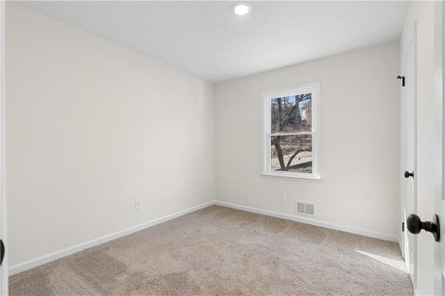 7000 Woodland Pl Nw, House other with 3 bedrooms, 2 bathrooms and null parking in Kennesaw GA | Image 13