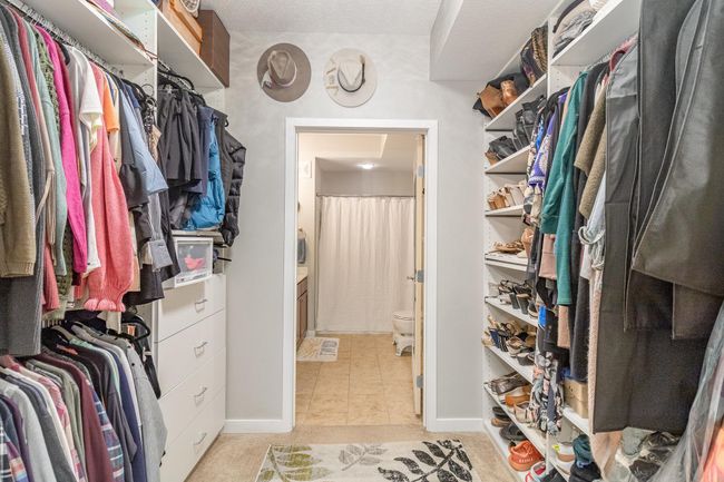 South west corner windows provides beautiful natural light in this entire condo! | Image 23