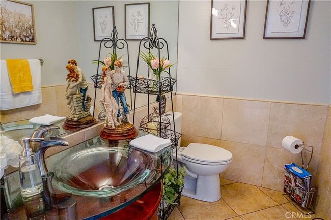 35 - 23215 Caminito Andreta, Condo with 2 bedrooms, 2 bathrooms and 2 parking in Laguna Hills CA | Image 8
