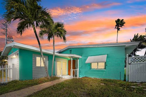 14555 N Bayshore Dr, MADEIRA BEACH, FL, 33708-2135 | Card Image