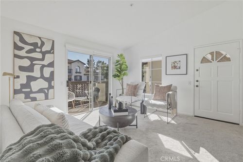 805-2960 Champion Way, Tustin, CA, 92782 | Card Image
