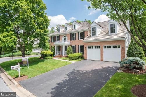 2121 Rose Theatre Cir, OLNEY, MD, 20832-1681 | Card Image