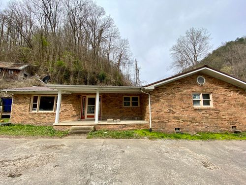 4095 Shelby Dry Fork, Shelbiana, KY, 41562 | Card Image