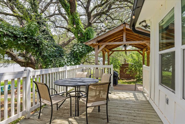 5986 Field Ct, House other with 3 bedrooms, 1 bathrooms and null parking in Granbury TX | Image 17