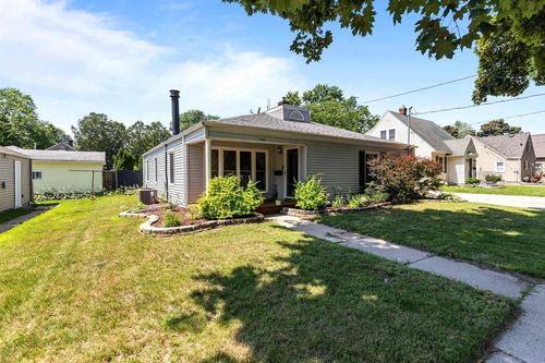 1107 N Gillett Street, APPLETON, WI, 54914 | Card Image