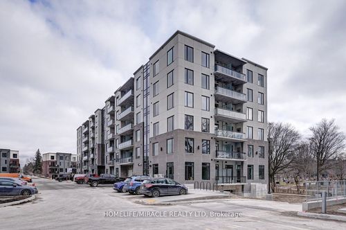 107 Roger St, Waterloo, ON, N2J0G3 | Card Image