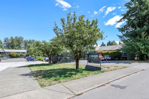 8-1520 Piercy Ave, Courtenay, BC, V9N3E9 | Card Image