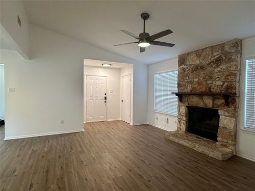 7621 Scenic Brook Dr, Austin, TX, 78736-3145 | Card Image