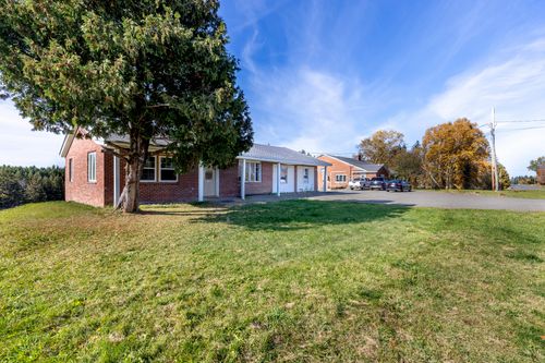 217 Houlton Road, Presque Isle, ME, 04769 | Card Image