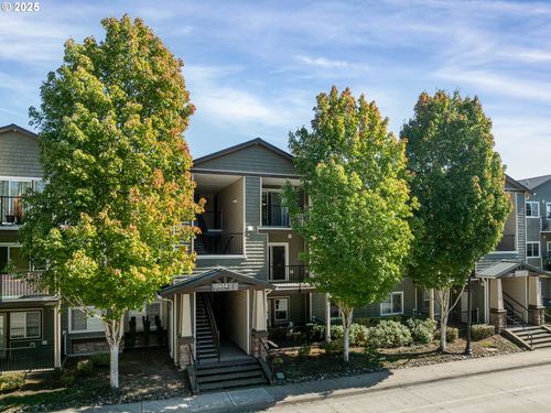 206-10654 Ne Holly St, Hillsboro, OR, 97006-7075 | Card Image