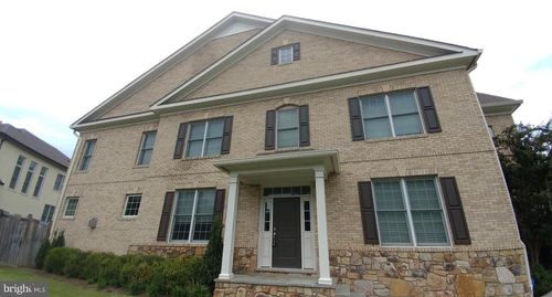 8204 River Quarry Pl, BETHESDA, MD, 20817-6924 | Card Image
