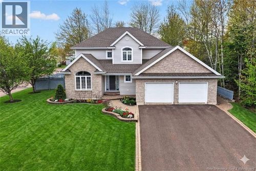 6 Willowdale Crt, Moncton, NB, E1G3V9 | Card Image