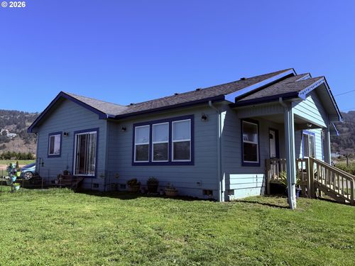98557 Woodriff Ln, Brookings, OR, 97415 | Card Image