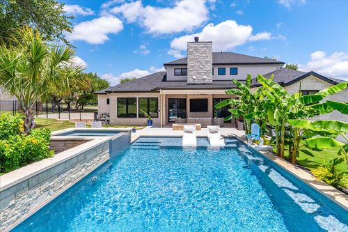 9600 Stratus Dr, Dripping Springs, TX, 78620-2673 | Card Image