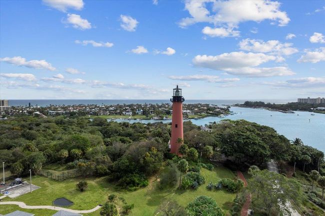 48 Ocean Dr, House other with 3 bedrooms, 2 bathrooms and null parking in Jupiter Inlet Colony FL | Image 33