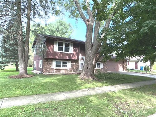 1085 Mallard Dr, Bradley, IL, 60915-1319 | Card Image