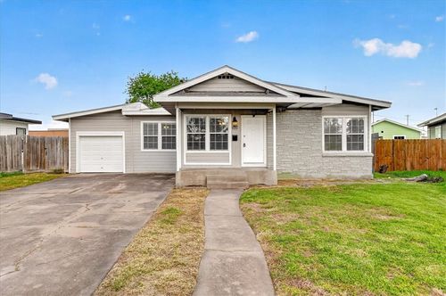 929 Ashland Dr, Corpus Christi, TX, 78412-3305 | Card Image