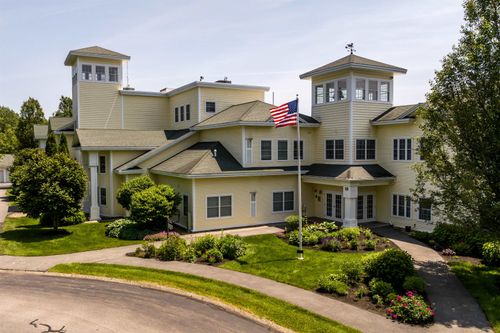 unit-115-118 Secretariat Way, Rochester, NH, 03867-4115 | Card Image