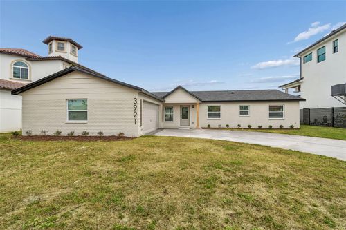 3921 Versailles Dr, TAMPA, FL, 33634-7492 | Card Image