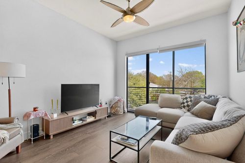 apt-318-4414 Cedar Springs Rd, Dallas, TX, 75219-2031 | Card Image