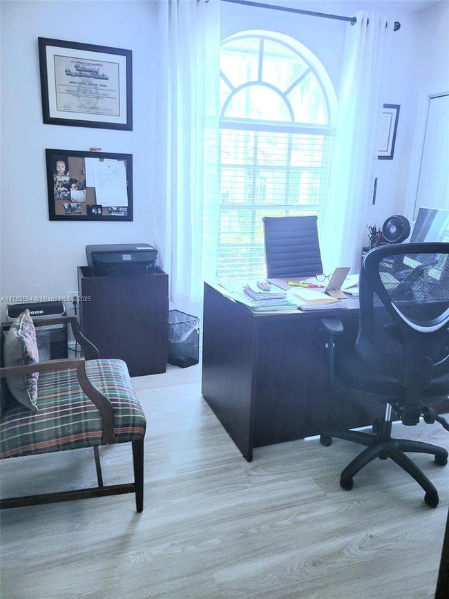 14246 Sw 21 St Ter, House other with 5 bedrooms, 3 bathrooms and null parking in Miami FL | Image 11