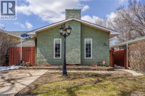 334 Robinson St, Regina, SK, S4R3R2 | Card Image