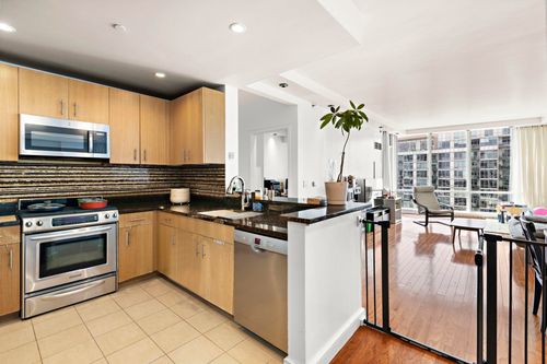 apt-2511-1 Shore Ln, Jersey City, NJ, 07310-2088 | Card Image