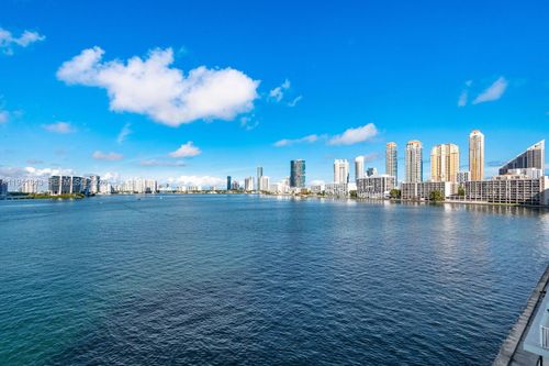 apt-619-301 174th St, Sunny Isles Beach, FL, 33160-3231 | Card Image