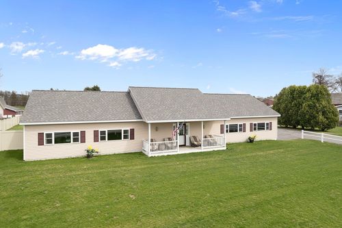 1879 Fort Bridgman Rd, Vernon, VT, 05354-9769 | Card Image