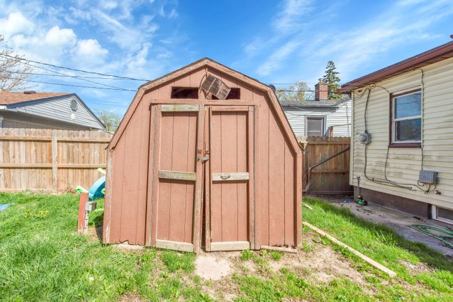 8127 Continental Ave, House other with 4 bedrooms, 1 bathrooms and null parking in Warren MI | Image 25