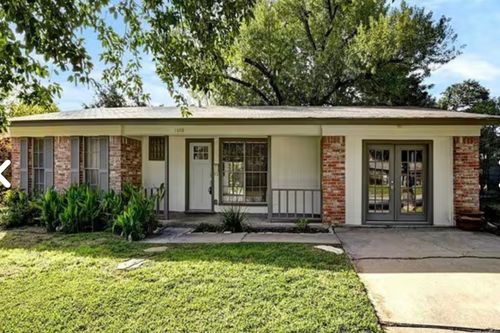 1009 Alden Dr, Austin, TX, 78758-7401 | Card Image