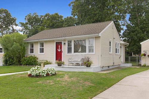 402 Gorham Ave, North Cape May, NJ, 08204-3213 | Card Image