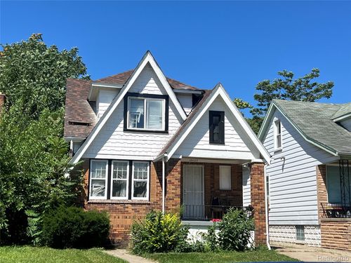 18433 Norwood St, Detroit, MI, 48234-1843 | Card Image
