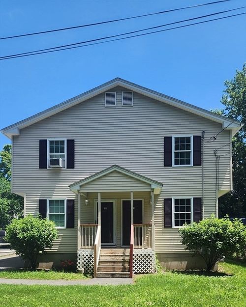 0-135 Moxon St, Springfield, MA, 01151-1643 | Card Image