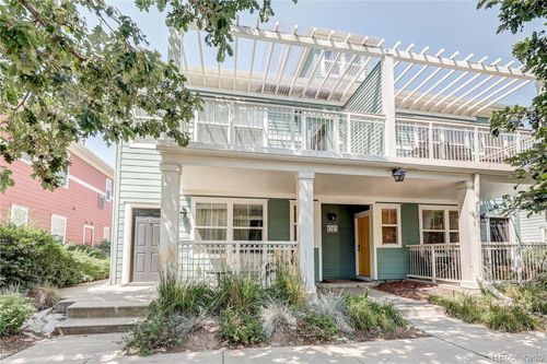 2723 Roslyn St, Denver, CO, 80238-2566 | Card Image