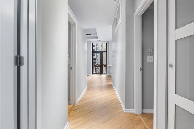 APT-807 - 208 W Washington St, Condo with 2 bedrooms, 2 bathrooms and null parking in CHICAGO IL | Image 6