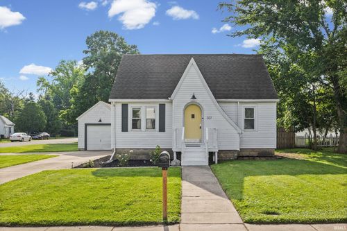 307 Jackson Ave, Fowler, IN, 47944-1219 | Card Image